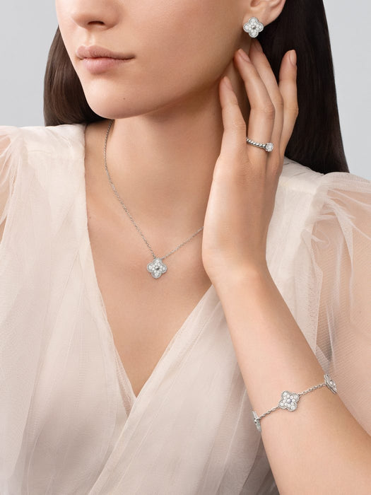 Klee Diamant Halskette