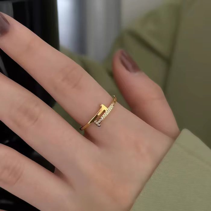 Nora Ring