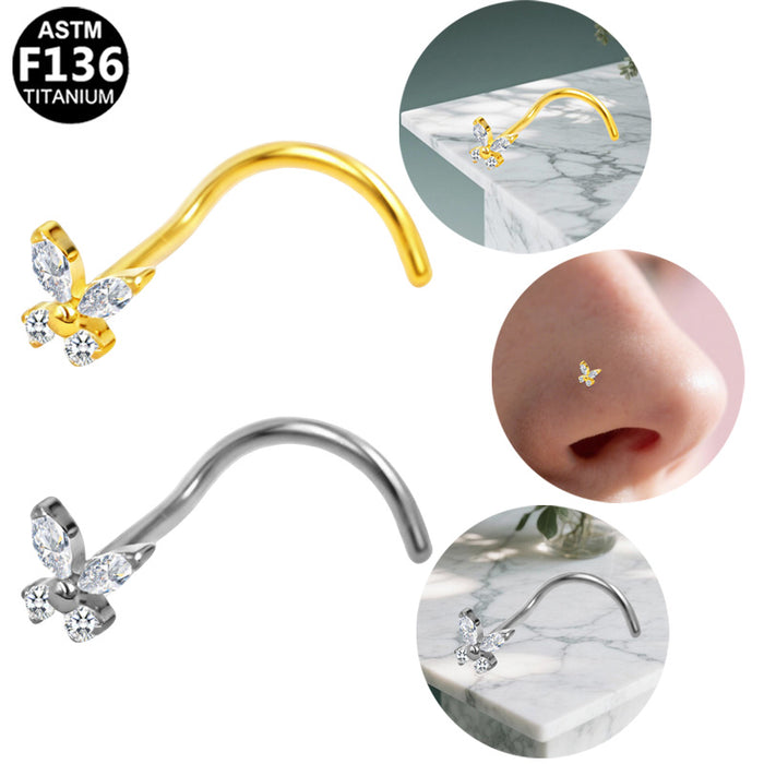 Nia Nasenpiercing