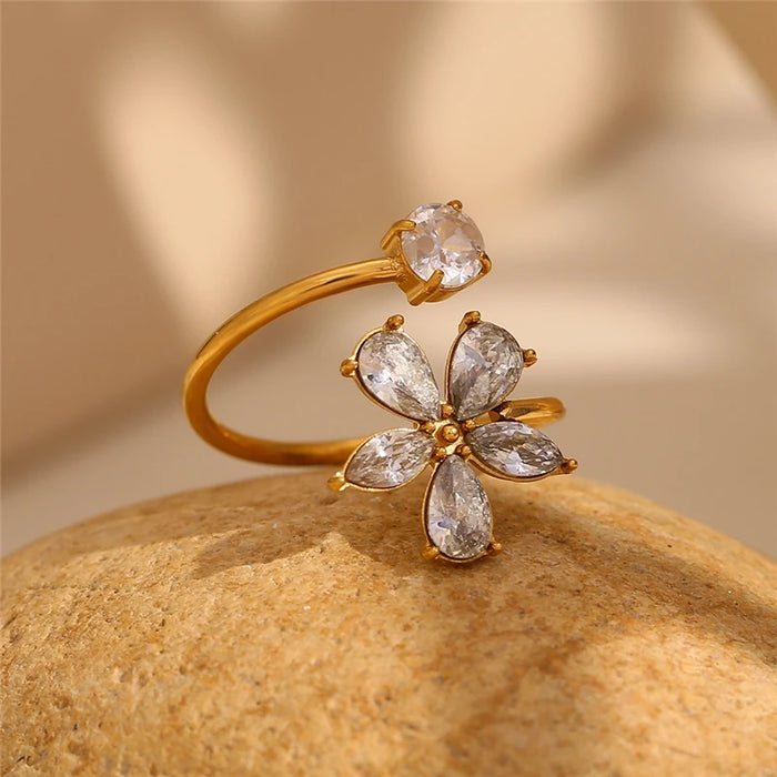 Lovette Ring
