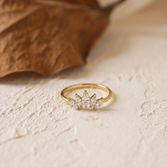 Jolie Ring