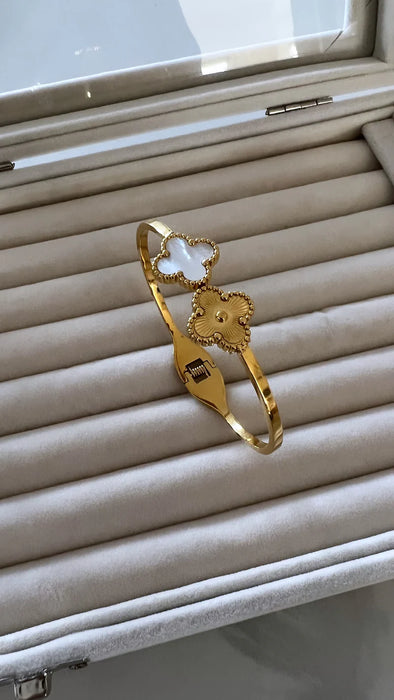 Himmelsblüte Armreif