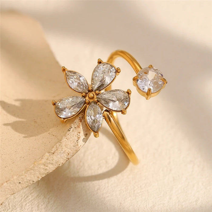Lovette Ring