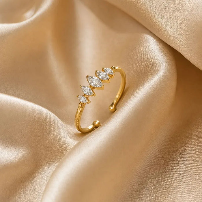 Garnet Ring