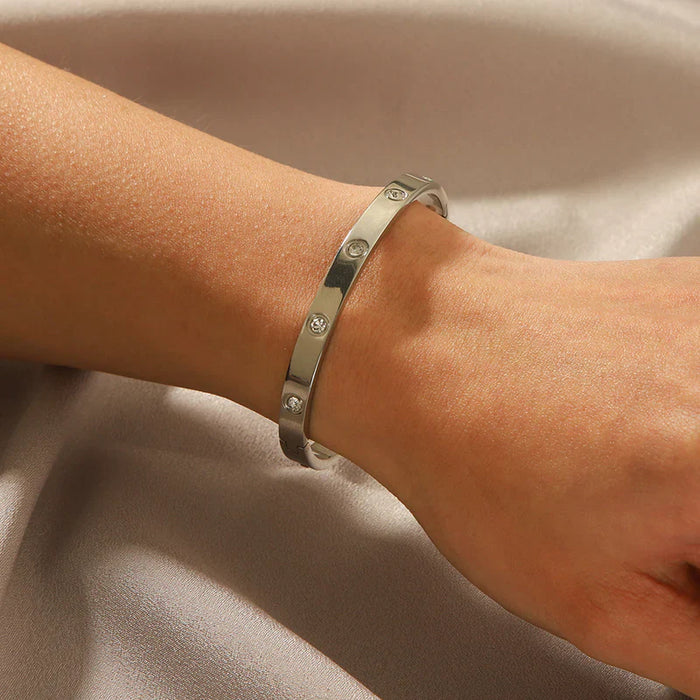 Signature Armreif mit-Steinen